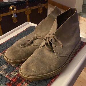 Clarks Men's Brown Suede Chukka Boots